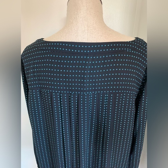 LOFT Semi Sheer Career Summer Blouse Top Lightweight EUC Sz S - Picture 16 of 16